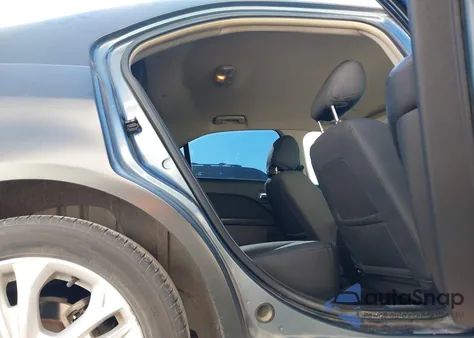 2012 Ford Fusion Se z USA, uszkodzony, nr VIN 3FAHP0HA8CR334900